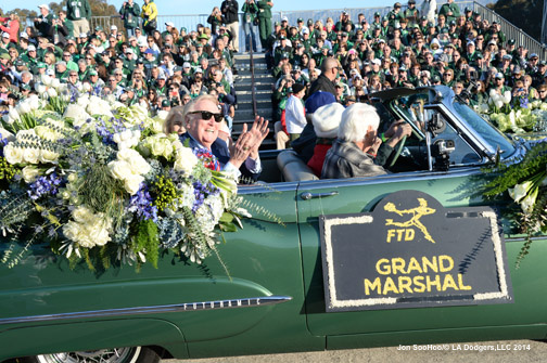 Los Angeles Dodgers Vin Scully is Grand Marshall of the Rose Parade