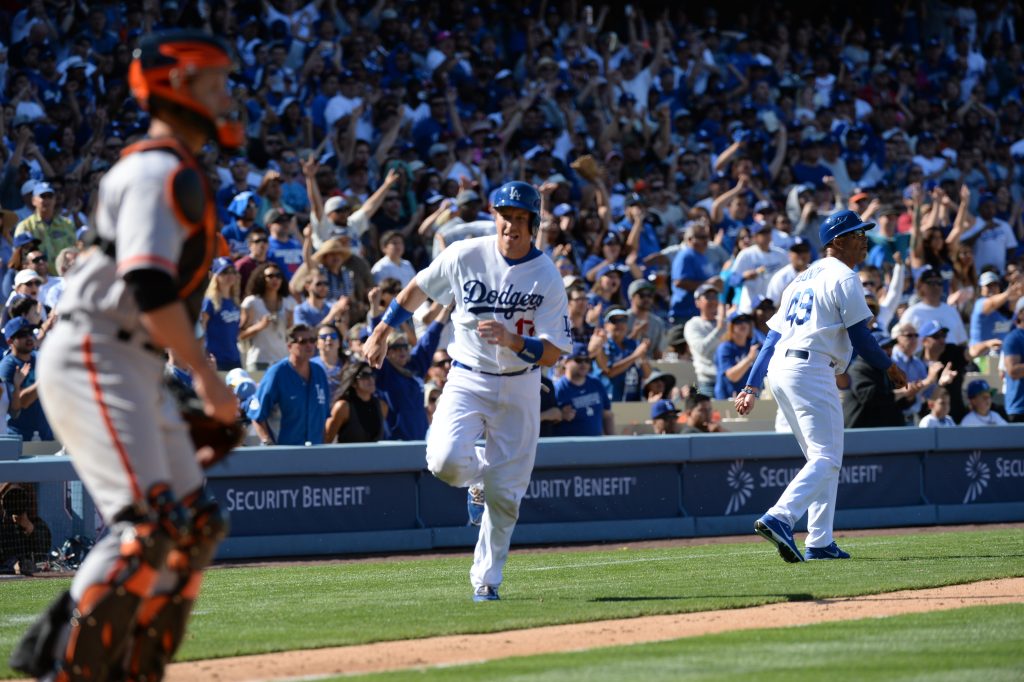 SAN FRANCISCO GIANT AT LOS ANGELES DODGERS